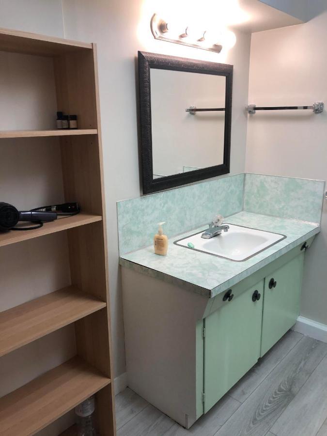 Cozy Guest Home Close To Downtown Vancouver Sights & Subway Station Eksteriør billede